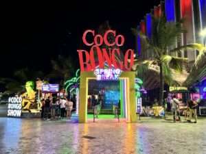 Explora Coco Bongo Punta Cana: Una Noche de Espectáculo y Diversión sin Límites...